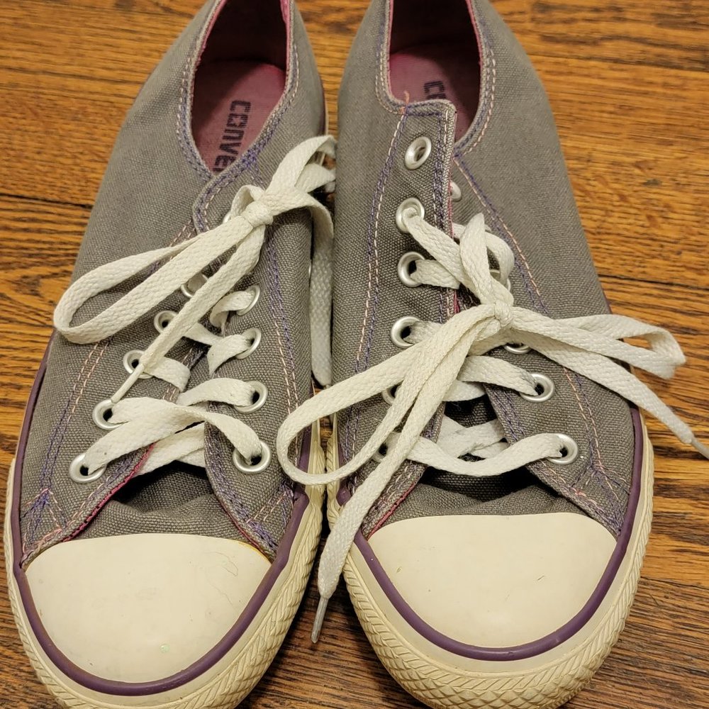 Converse All Star Low Top Sneakers M 7 W 9
